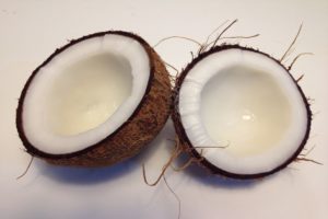 How-to-Use-Virgin-Coconut-Oil-for-Hair-Growth