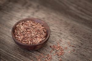 Top-Flaxseed-Oil-Benefits-for-Glowing-Skin-Nails-and-Health