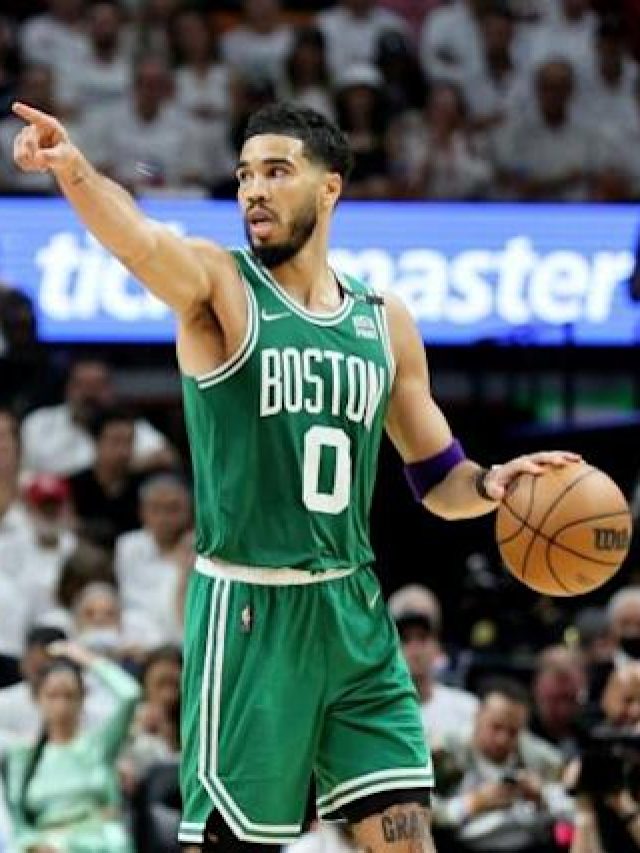 NBA Finals: Celtics go on 17-0 fourth quarter