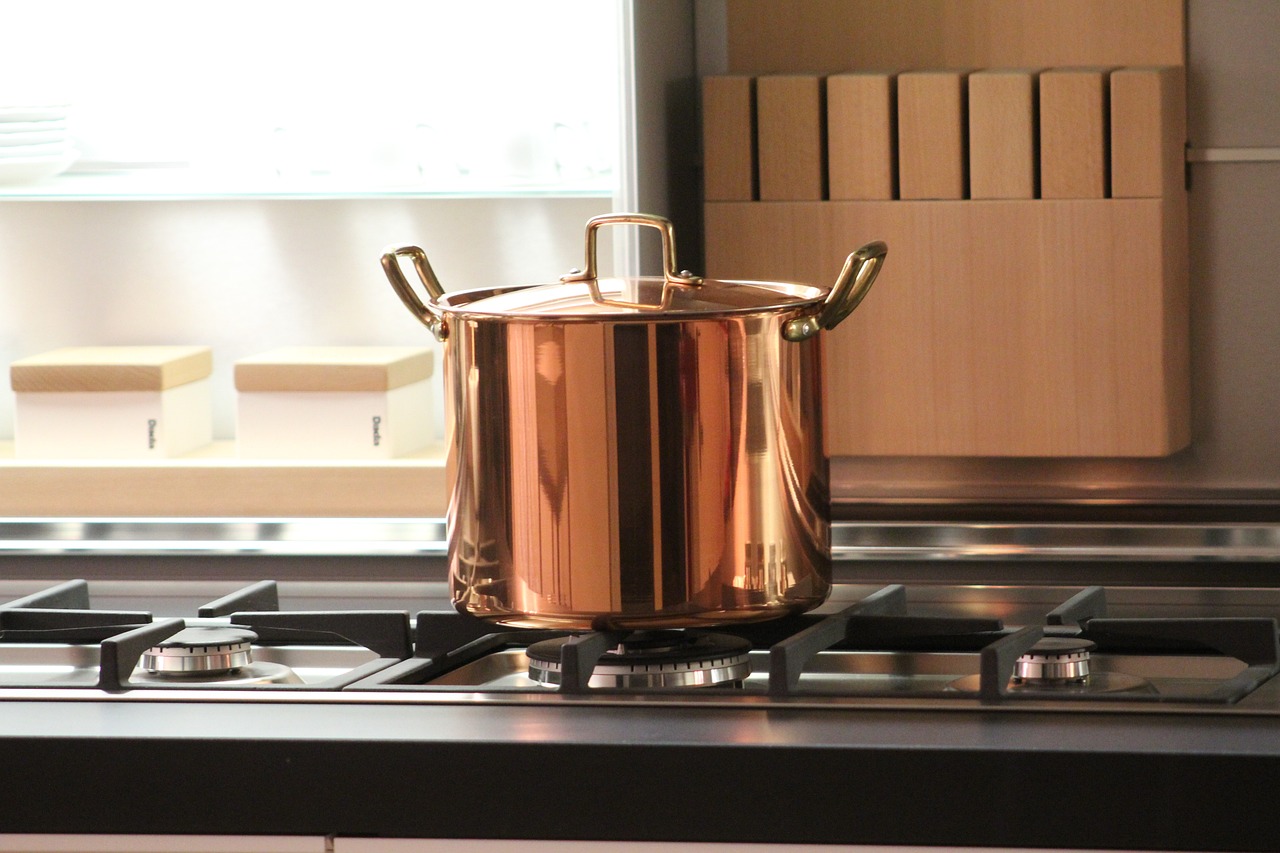 How The Taste Of Food Can Be Improved When Cooked In Brass Utensils? | Bizzield